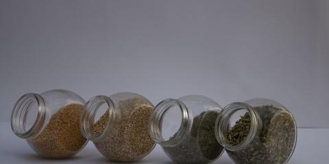 Botol perisa dan rempah