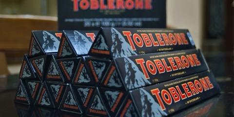 Coklat dan snek manis